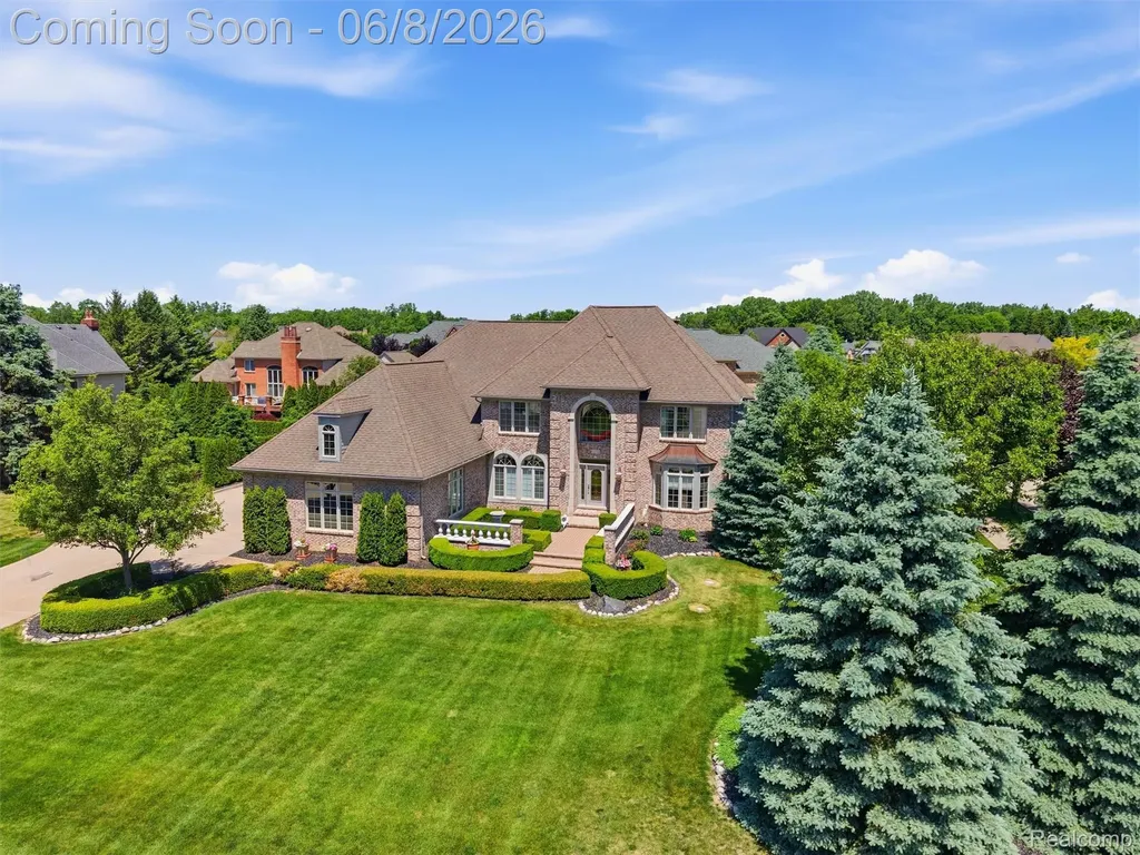 54150 Queensborough Drive Shelby Charter Township MI 48315