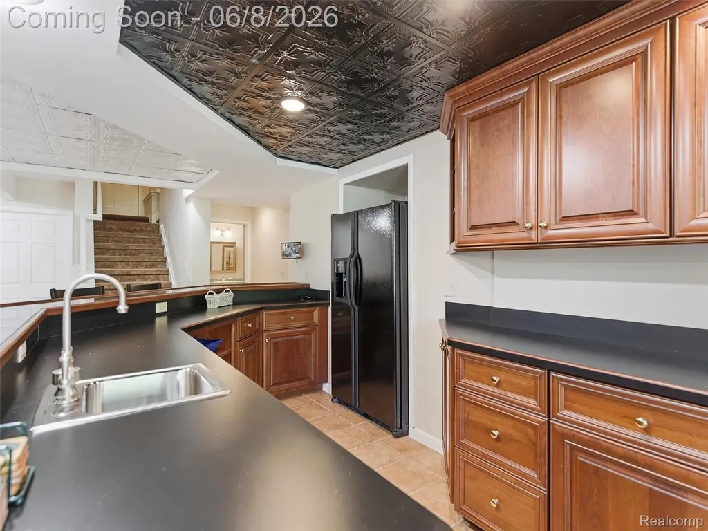 54150 Queensborough Drive Shelby Charter Township MI 48315
