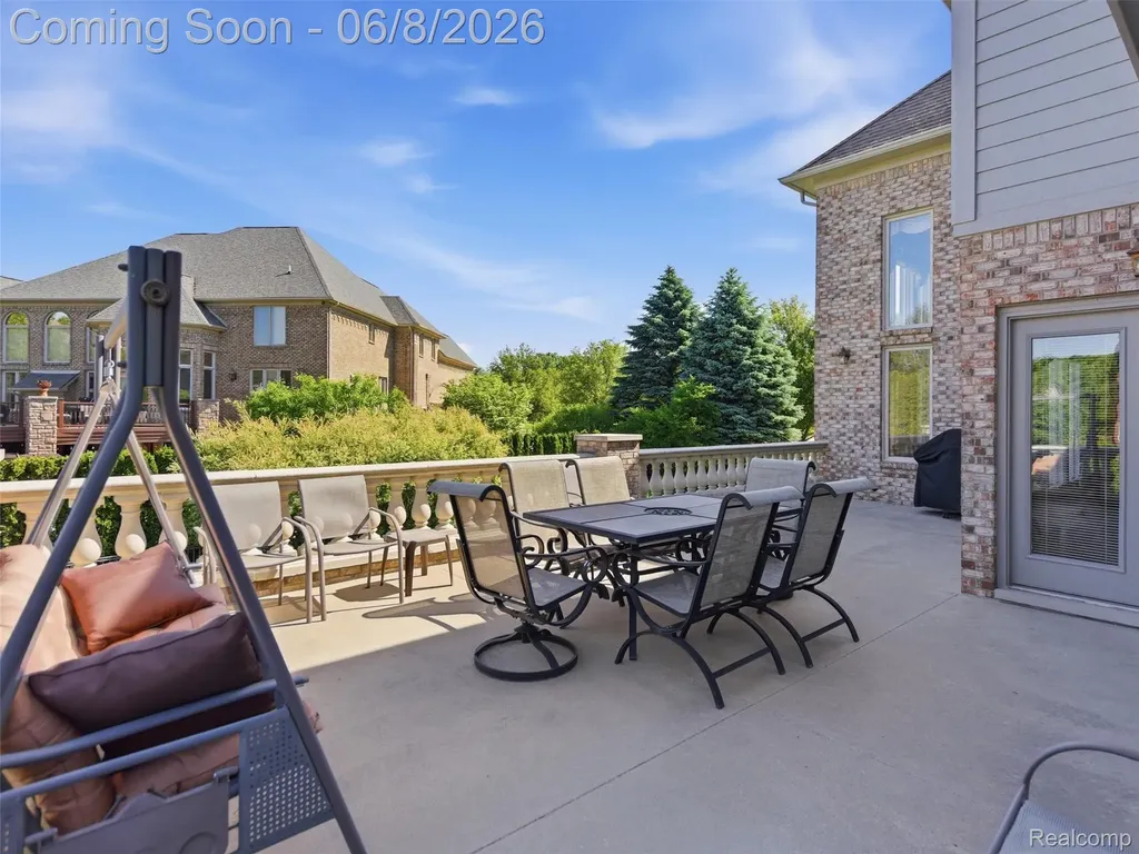 54150 Queensborough Drive Shelby Charter Township MI 48315