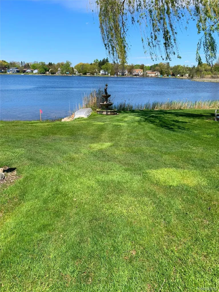 2400 S Baldwin Road Orion Charter Township MI 48360