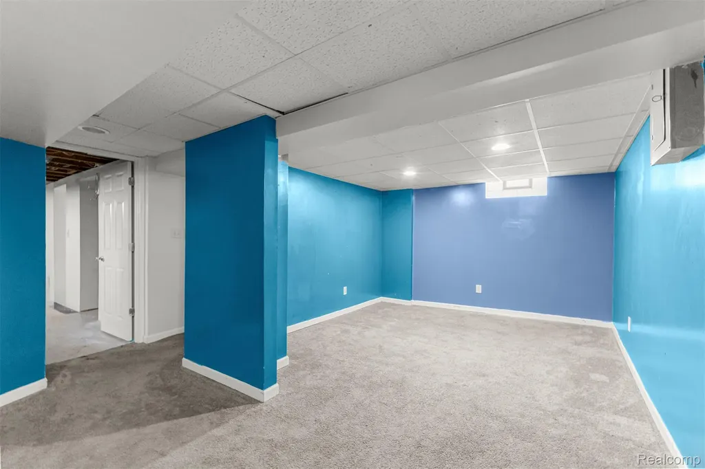 24621 Cherry Street Dearborn City MI 48124