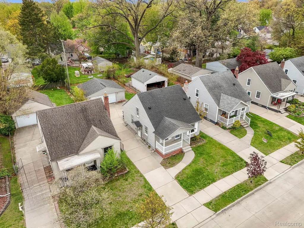24621 Cherry Street Dearborn City MI 48124