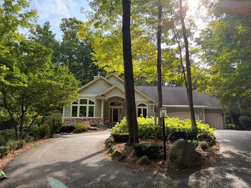 6788 E Hoxie Road Solon Township MI 49621
