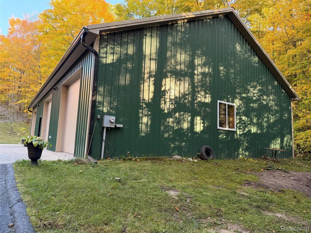 6788 E Hoxie Road Solon Township MI 49621