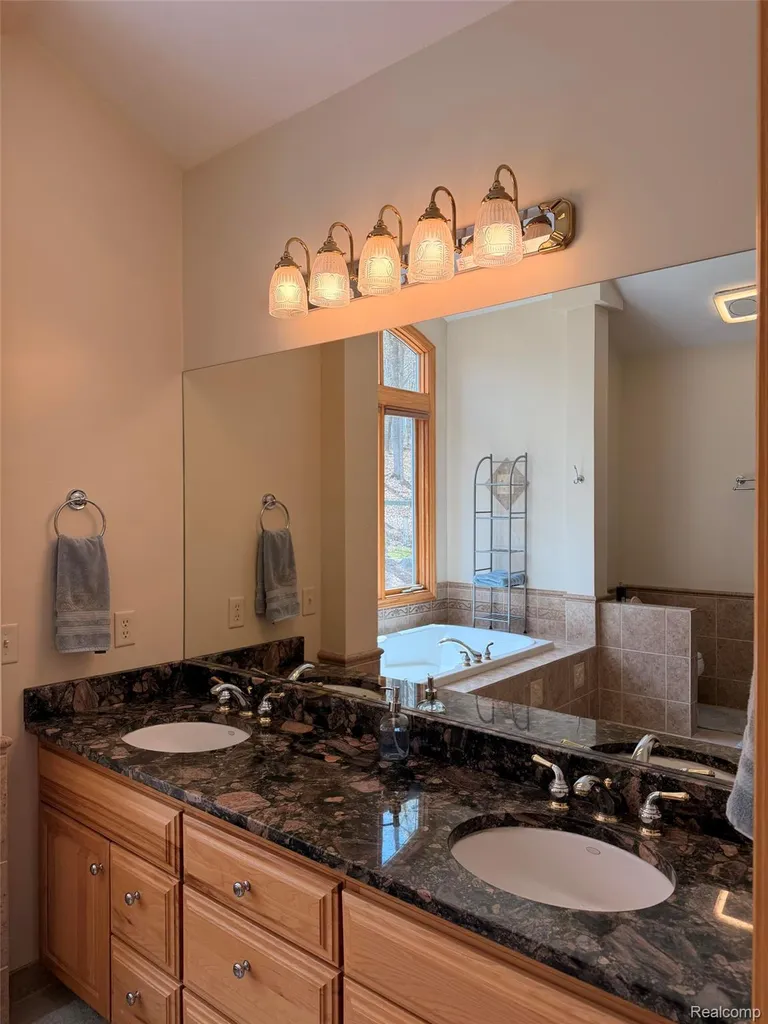 6788 E Hoxie Road Solon Township MI 49621