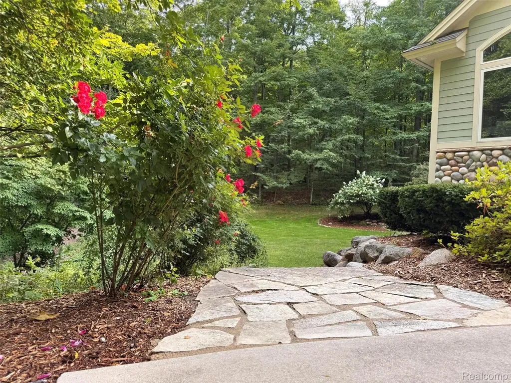 6788 E Hoxie Road Solon Township MI 49621