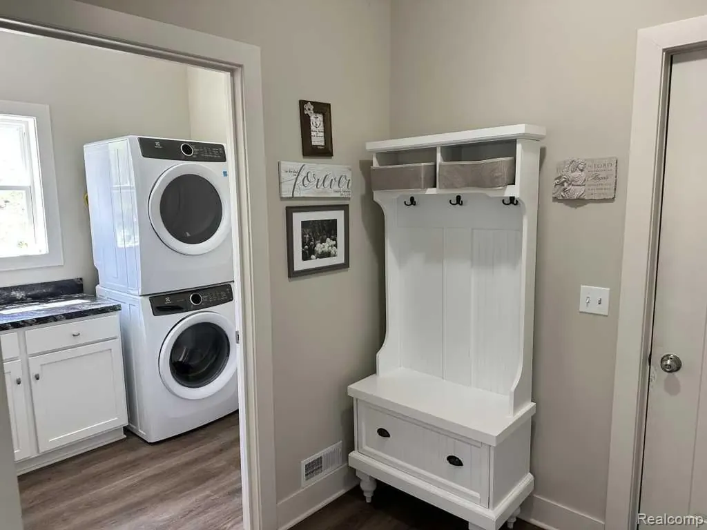 3601 Kiana Court Norton Shores City MI 49444