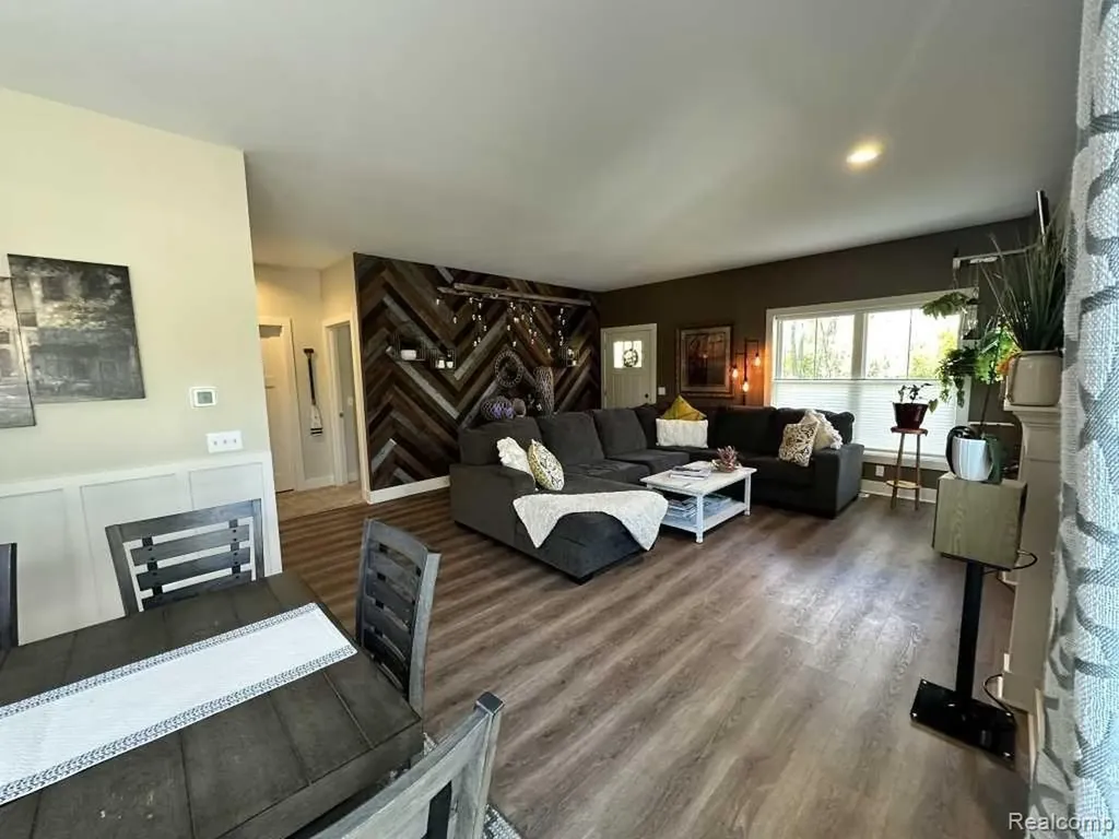 3601 Kiana Court Norton Shores City MI 49444