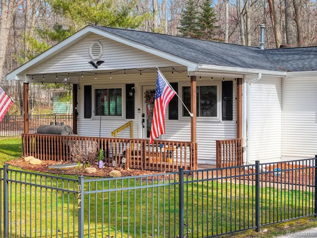 144 Canton Street Lyon Township MI 48653