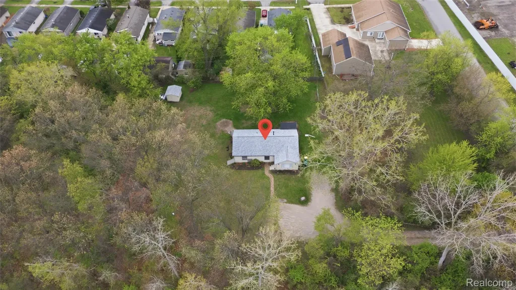 20052 Pine Street Brownstown Charter Township MI 48183