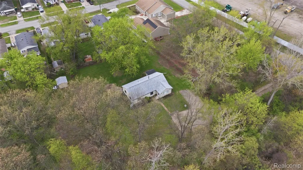 20052 Pine Street Brownstown Charter Township MI 48183