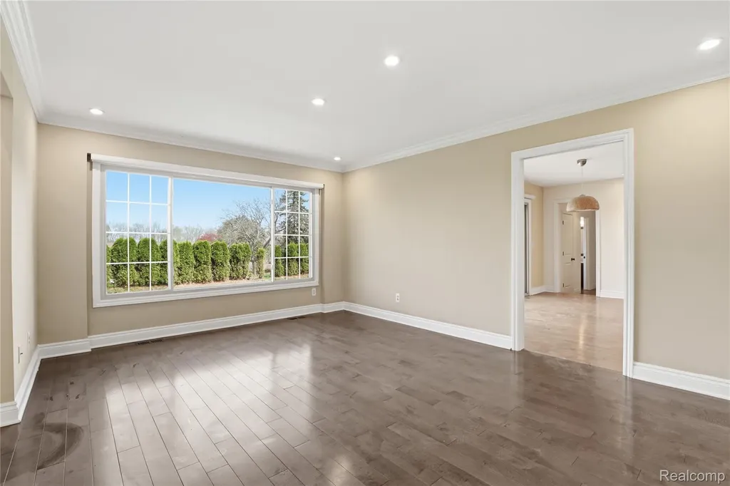 2084 Wabeek Hill Court West Bloomfield Charter Township MI 48302