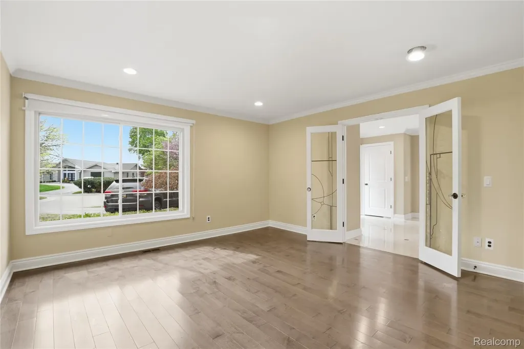 2084 Wabeek Hill Court West Bloomfield Charter Township MI 48302