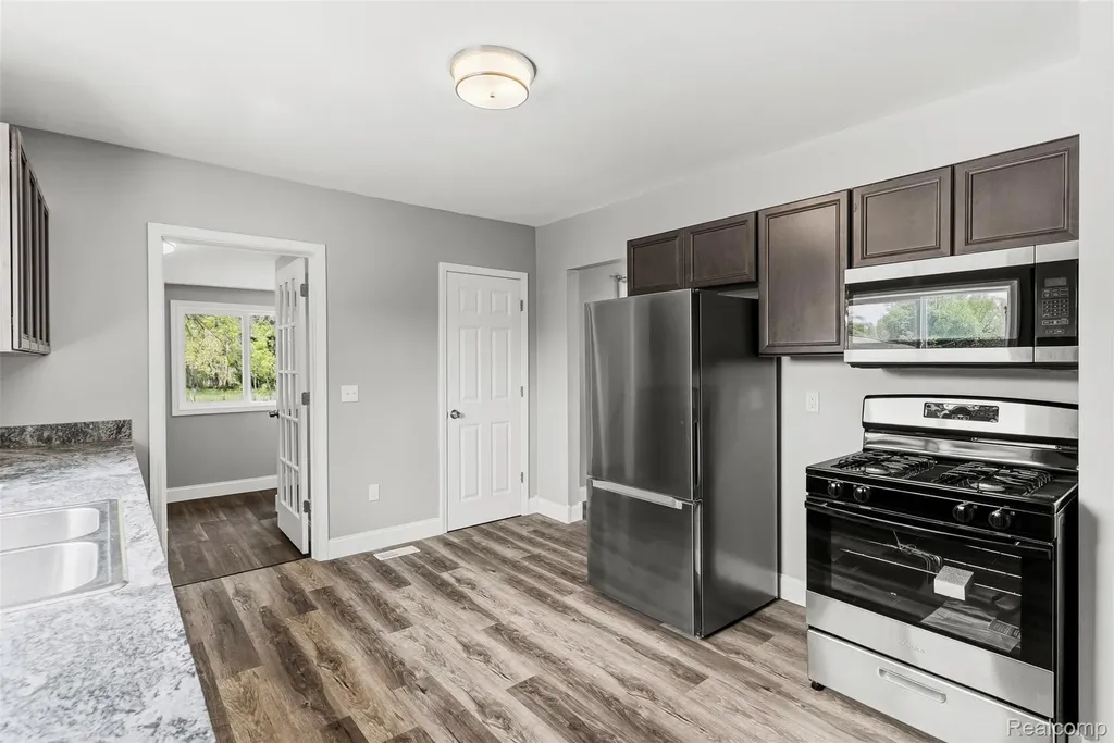 7489 Brock Way Street E Genesee Charter Township MI 48458
