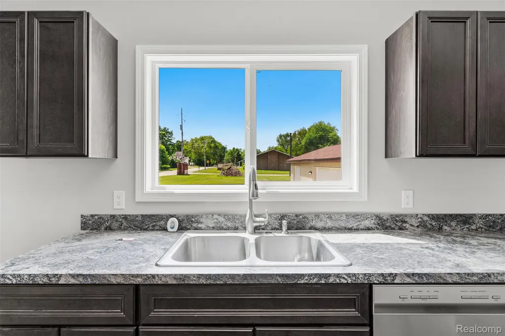 7489 Brock Way Street E Genesee Charter Township MI 48458