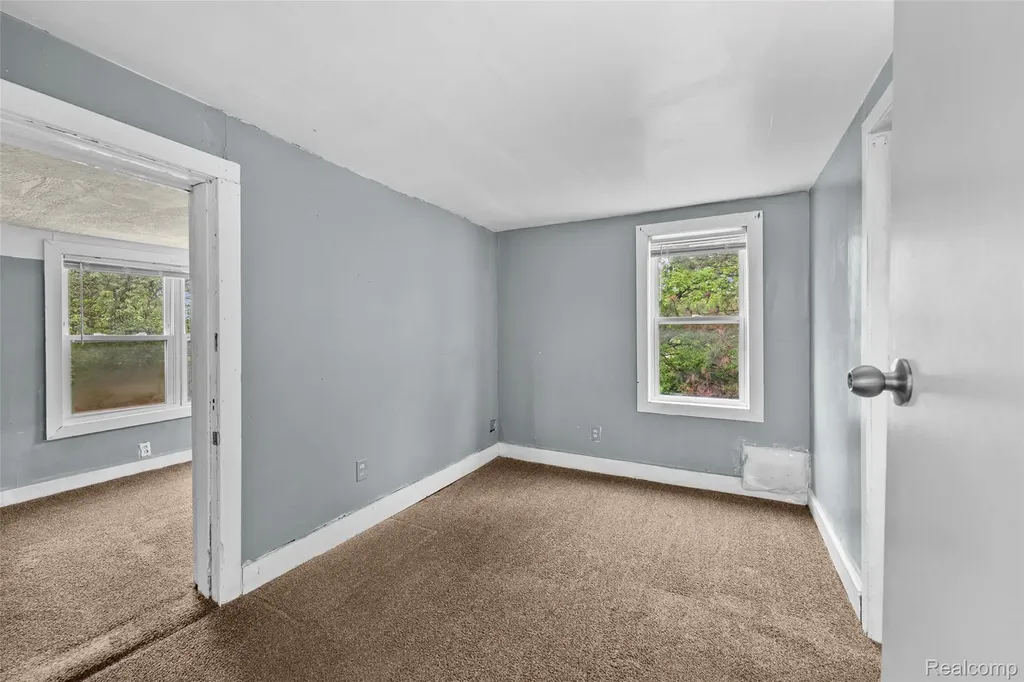 3605 Ash Street Inkster City MI 48141