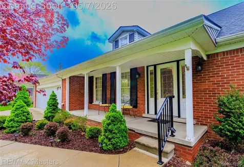 21879 Canterbury Avenue Grosse Ile Township MI 48138