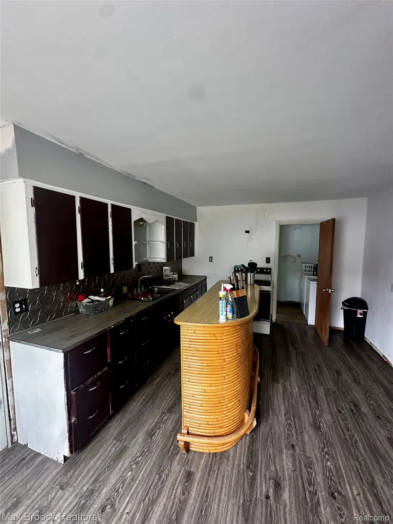 9255 Foster Street Watertown Township MI 48435