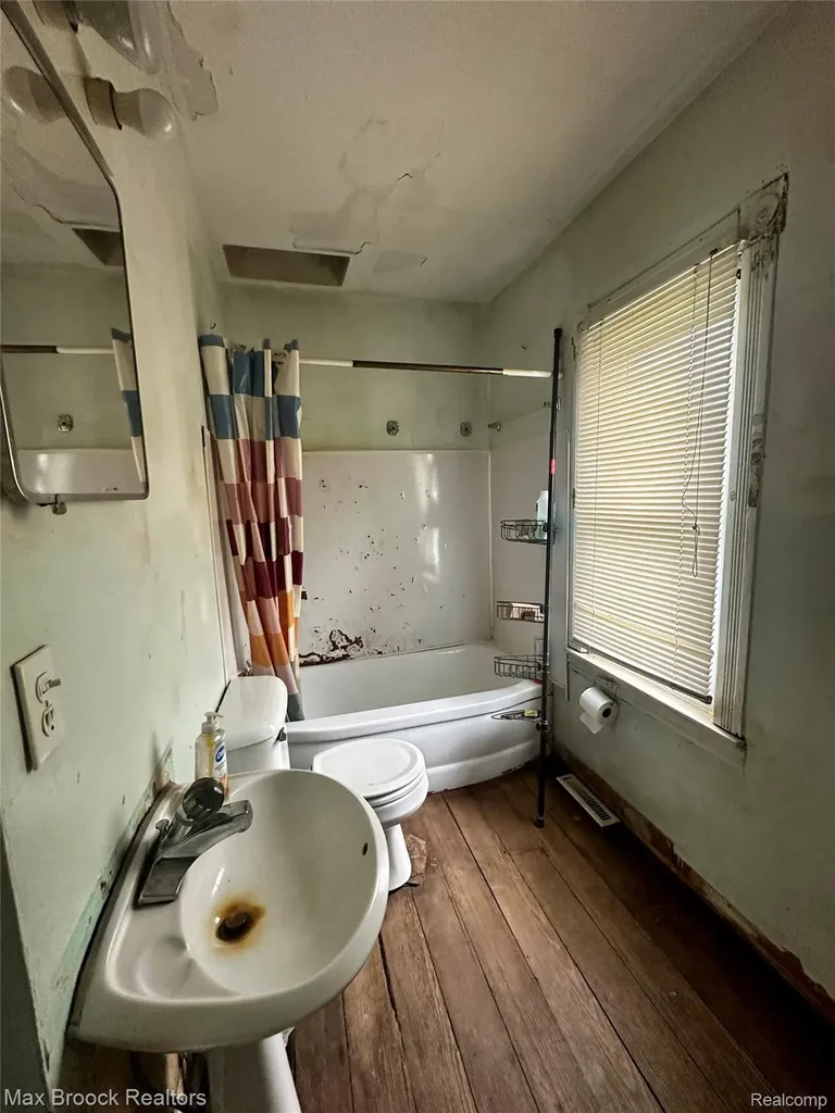 9255 Foster Street Watertown Township MI 48435