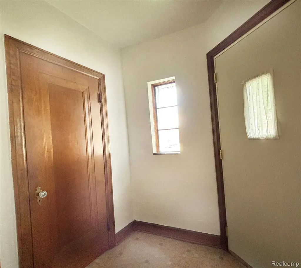 13967 Saint Marys Street Detroit City MI 48227