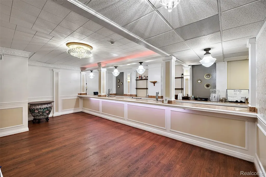 1 Lafayette Street Pontiac City MI 48342
