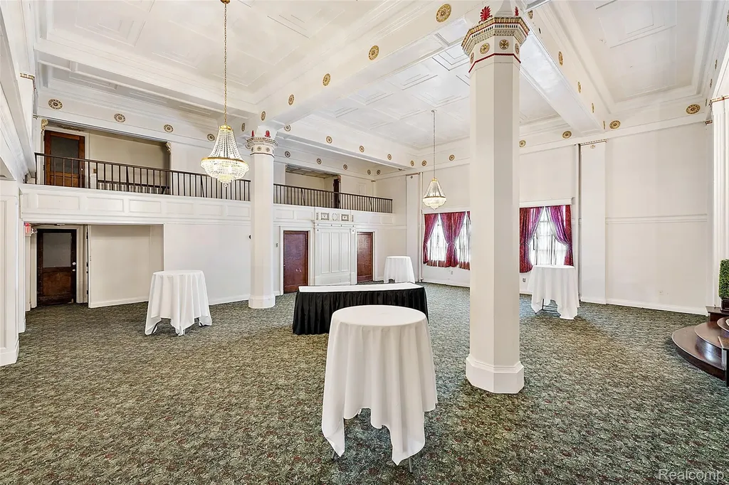1 Lafayette Street Pontiac City MI 48342