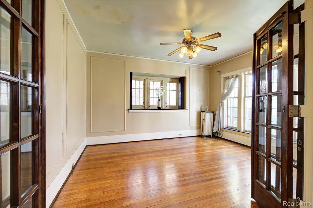 121 Longfellow Street Detroit City MI 48202