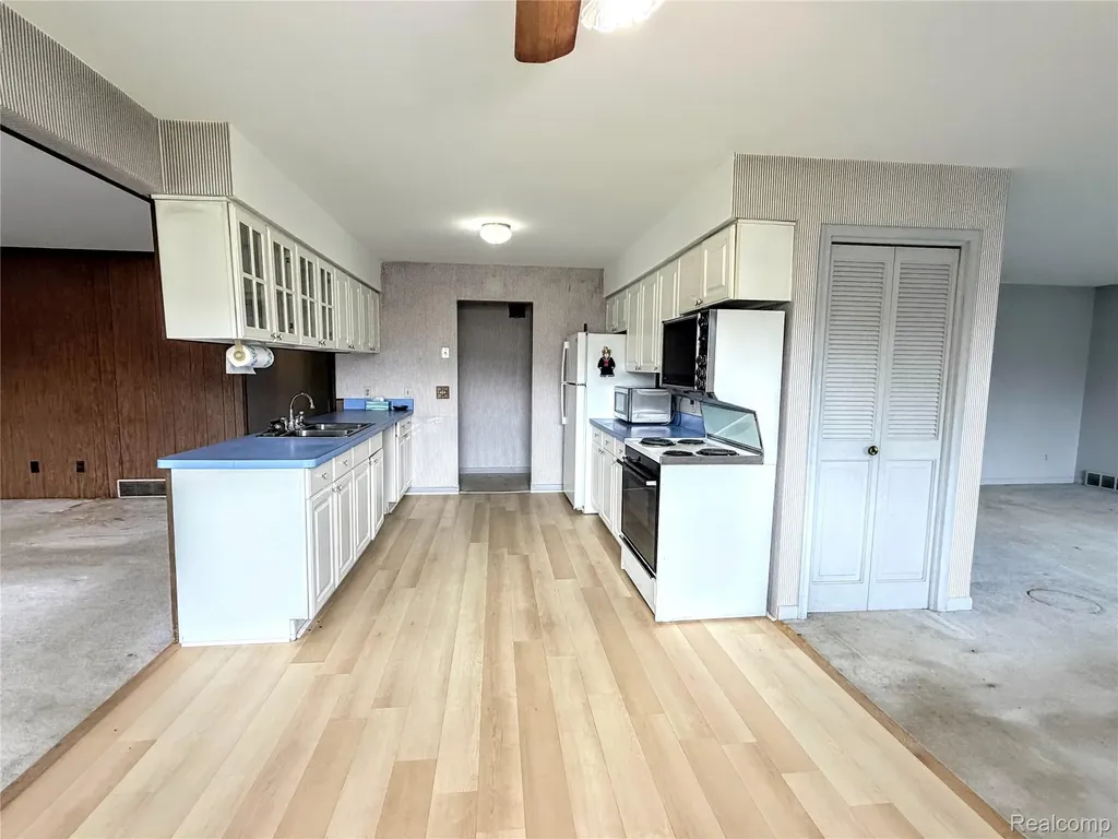 8079 Farley Road Putnam Township MI 48169