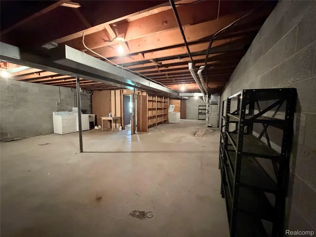 8079 Farley Road Putnam Township MI 48169