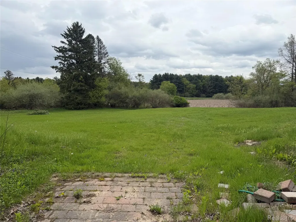 8079 Farley Road Putnam Township MI 48169