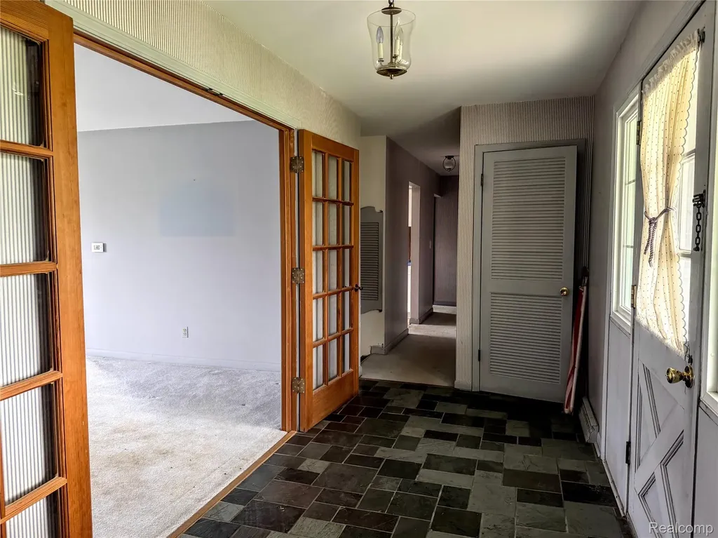8079 Farley Road Putnam Township MI 48169