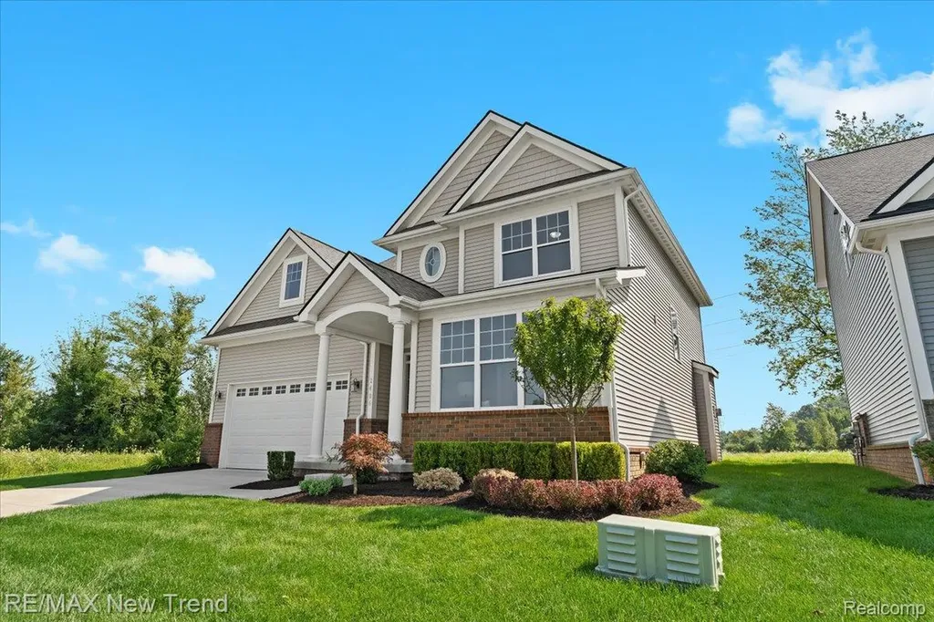 2406 Madison Street Wixom City MI 48393