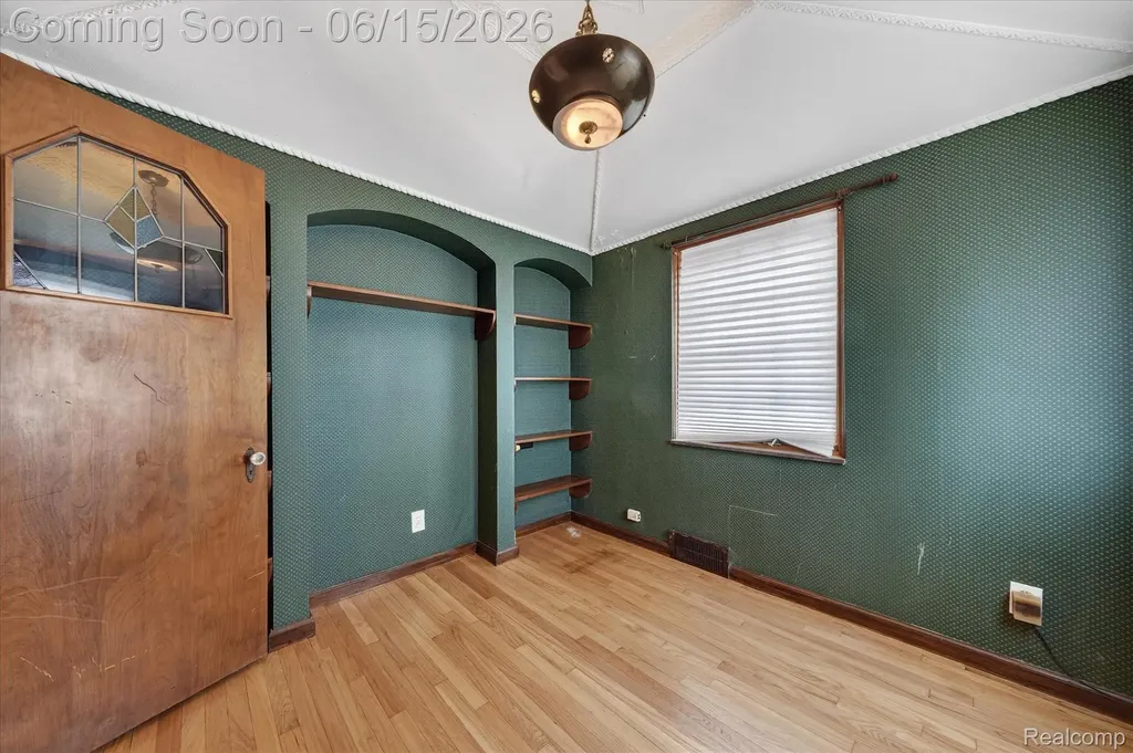 19921 Warrington Drive Detroit City MI 48221