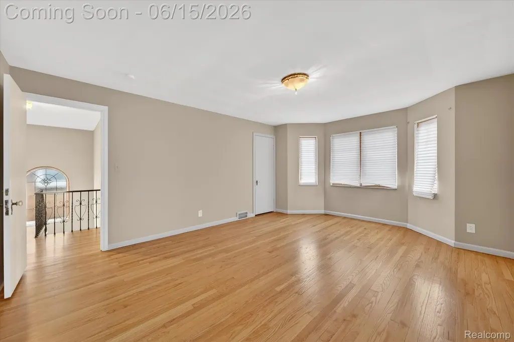 19921 Warrington Drive Detroit City MI 48221