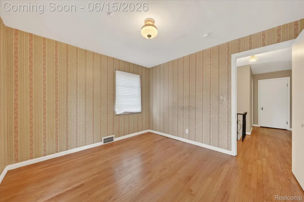 19921 Warrington Drive Detroit City MI 48221