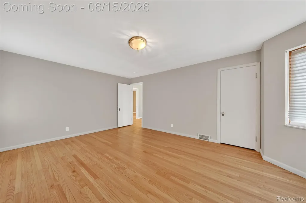 19921 Warrington Drive Detroit City MI 48221