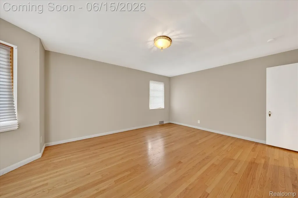 19921 Warrington Drive Detroit City MI 48221