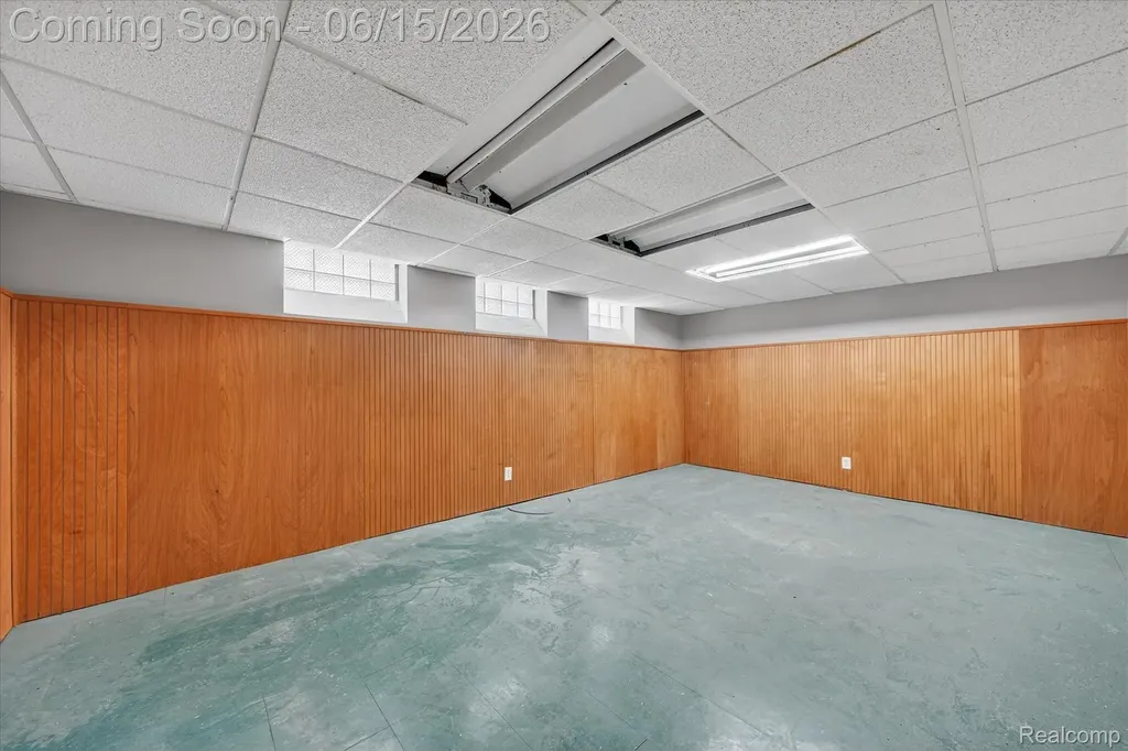 19921 Warrington Drive Detroit City MI 48221