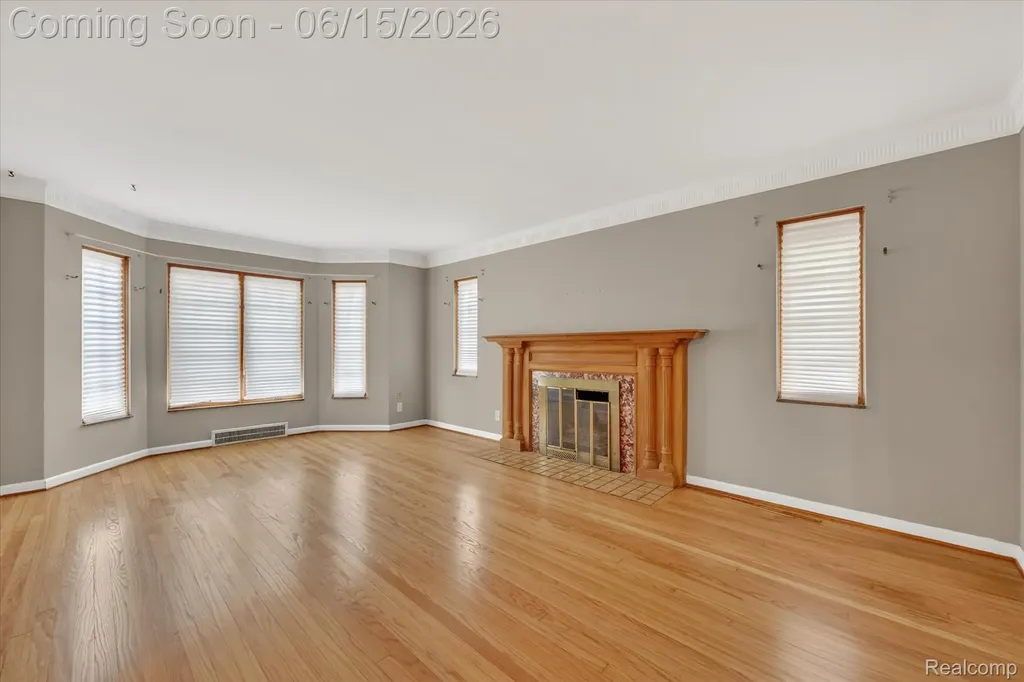 19921 Warrington Drive Detroit City MI 48221