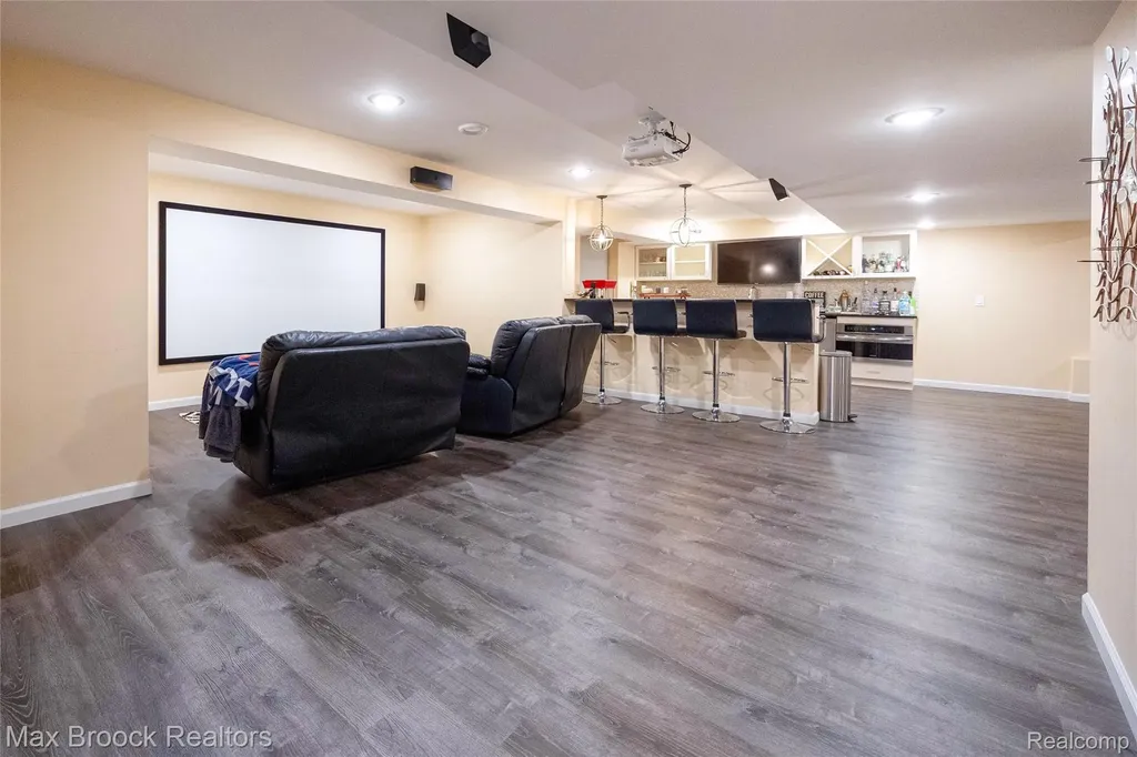 22462 Cyprus Drive Northville City MI 48167
