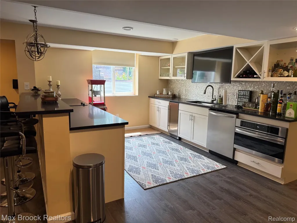 22462 Cyprus Drive Northville City MI 48167