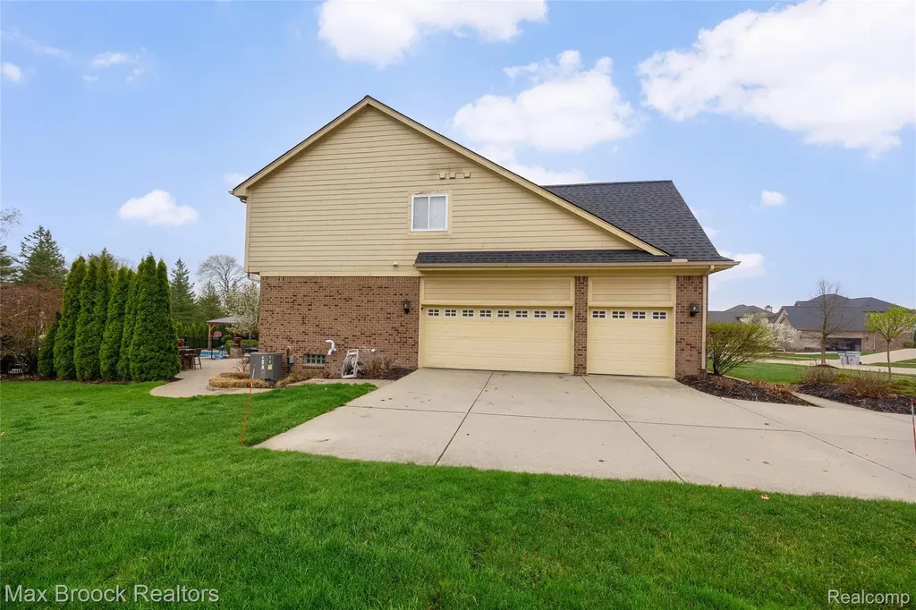 22462 Cyprus Drive Northville City MI 48167