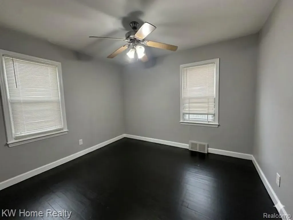 4607 Cadieux Road Detroit City MI 48224