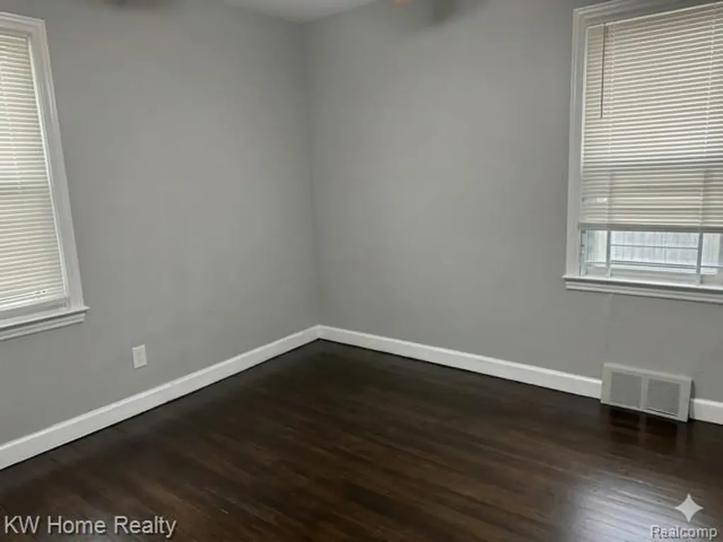 4607 Cadieux Road Detroit City MI 48224