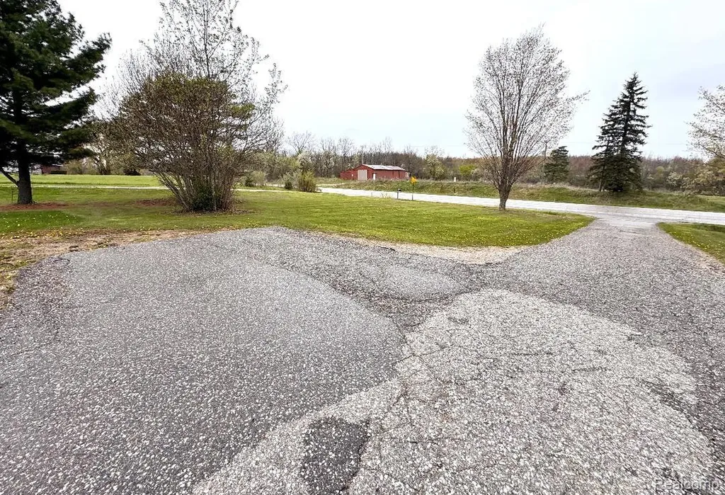 687 W Saginaw Road Fremont Township MI 48744