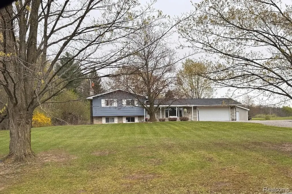 687 W Saginaw Road Fremont Township MI 48744