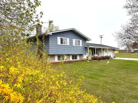 687 W Saginaw Road Fremont Township MI 48744