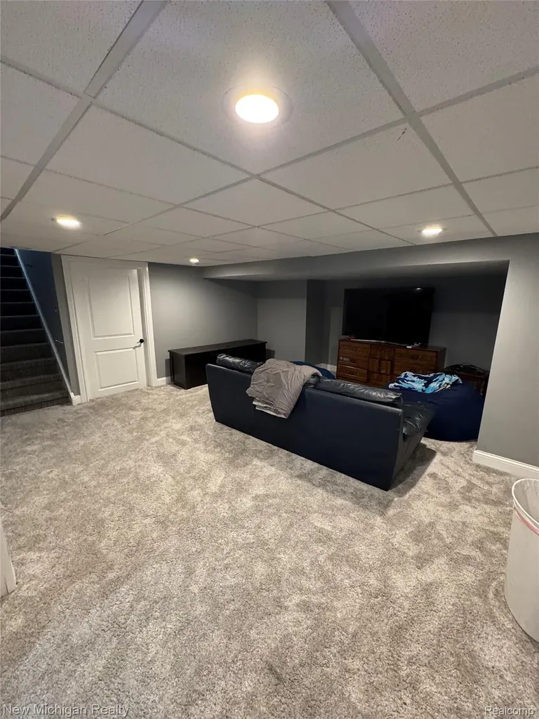 31090 Mc Namee Fraser City MI 48026