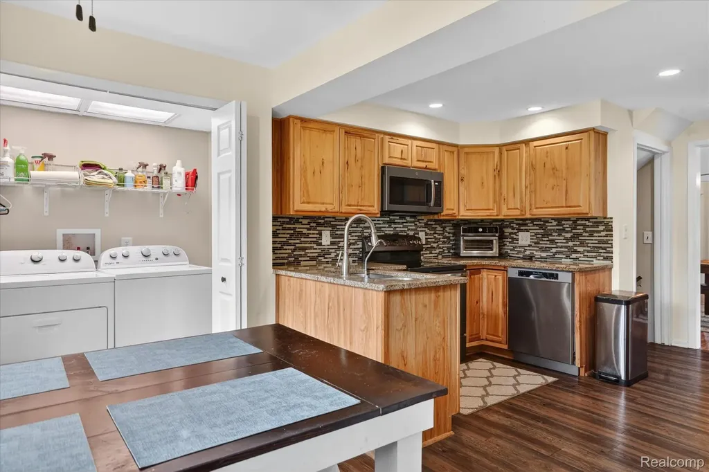 175 Templar Avenue Unadilla Township MI 48169