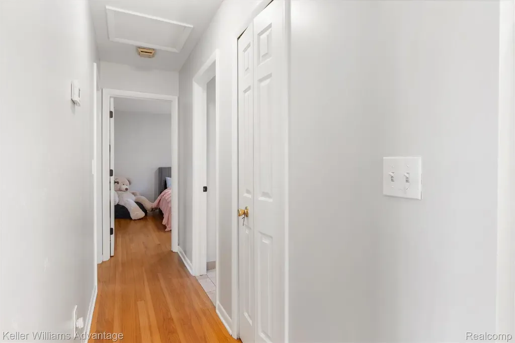 1250 Shotey Court Highland Charter Township MI 48380